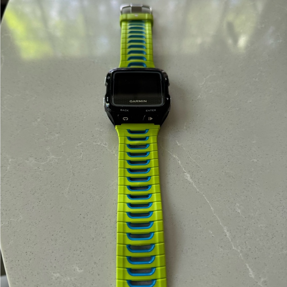 Garmin Smartwatch 920xt Multisport Black and Green Sporty Design
